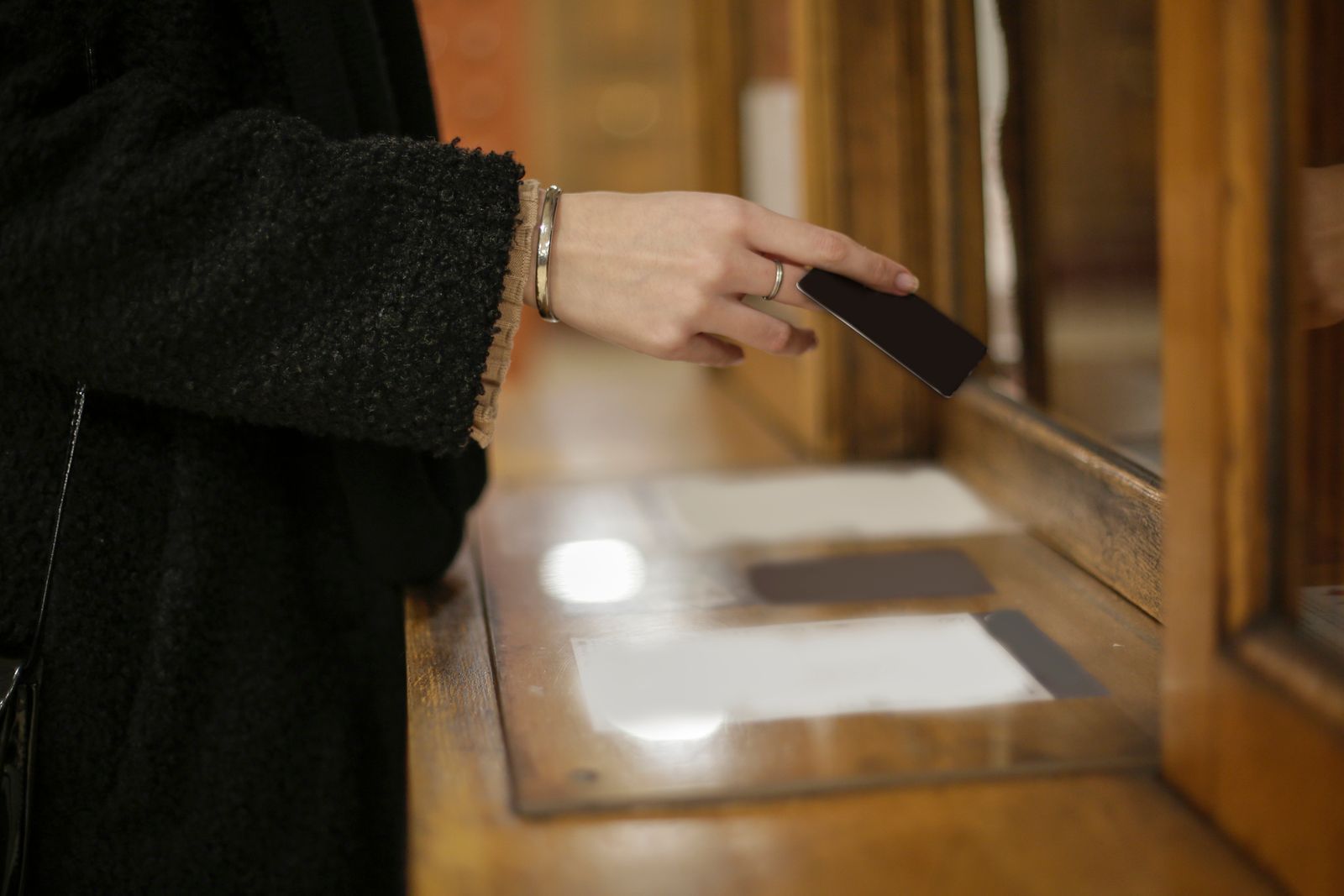 Néobanque ou réseau physique